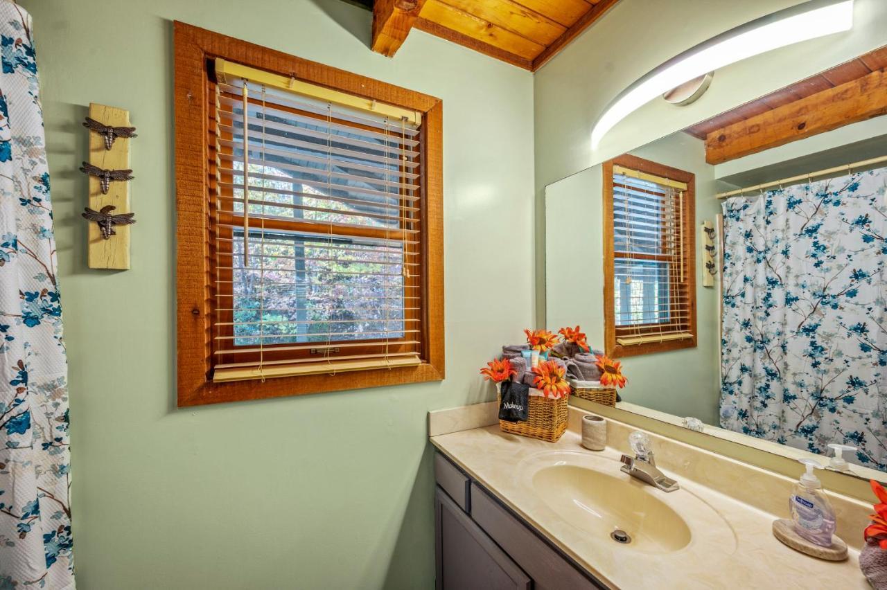 Barenberg Cabin - Secluded Unobstructed Panoramic Smoky Mountains View With Two Master Suites, Loft Game Room, And Hot Tub Gatlinburg Luaran gambar